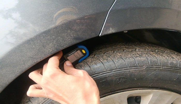 2017 Maruti Ertiga VDI SHVS, Diesel, Manual, 64,251 km, tyre