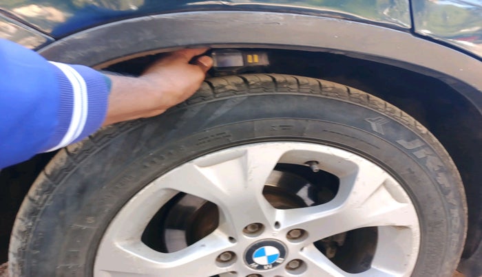 2013 BMW X1 SDRIVE 20D, Diesel, Automatic, 1,40,548 km, tyre