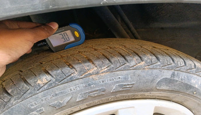 2016 Renault Kwid RXL, Petrol, Manual, 30,620 km, tyre