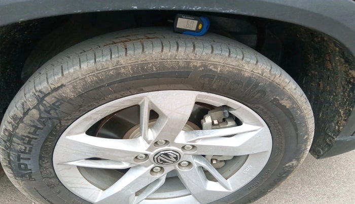 2024 MG HECTOR Shine Pro 2.0 Turbo Diesel MT, Diesel, Manual, 27,757 km, tyre