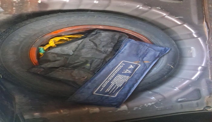 2021 Renault Kiger RXT MT, Petrol, Manual, 49,890 km, tyre