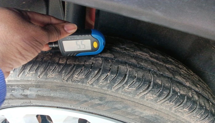 2021 Maruti Vitara Brezza VXI, Petrol, Manual, 71,653 km, tyre