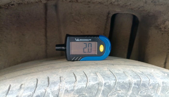 2023 Maruti BREZZA LXI S- CNG, Petrol, Manual, 55,938 km, tyre