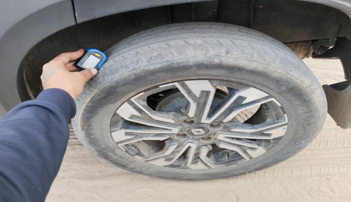 2021 Renault Kiger RXZ TURBO MT DUAL TONE, Petrol, Manual, 56,980 km, tyre