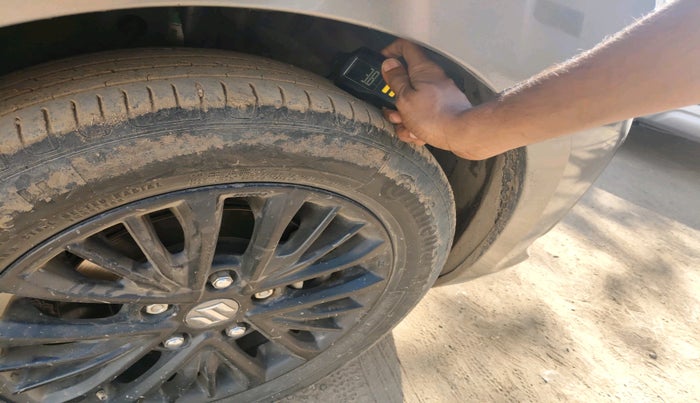 2021 Maruti Ertiga ZXI+ SHVS, Petrol, Manual, 1,76,254 km, tyre