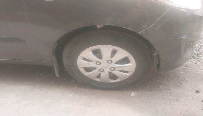 2011 Hyundai i10 MAGNA 1.2, Petrol, Manual, 24,400 km, tyre