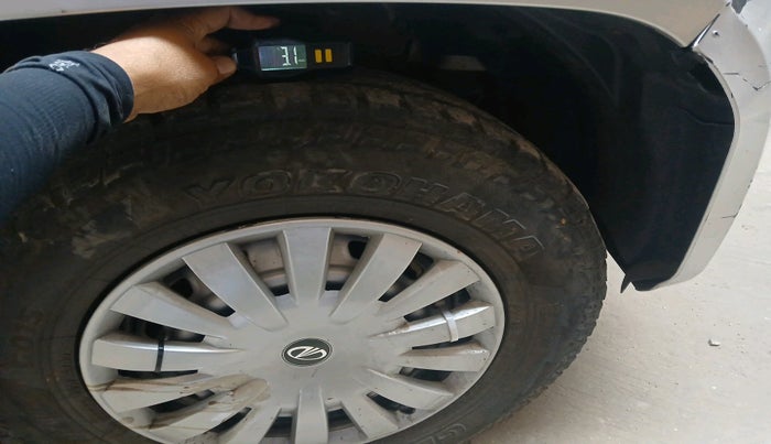 2019 Mahindra TUV300 T4 PLUS, Diesel, Manual, 1,17,372 km, tyre