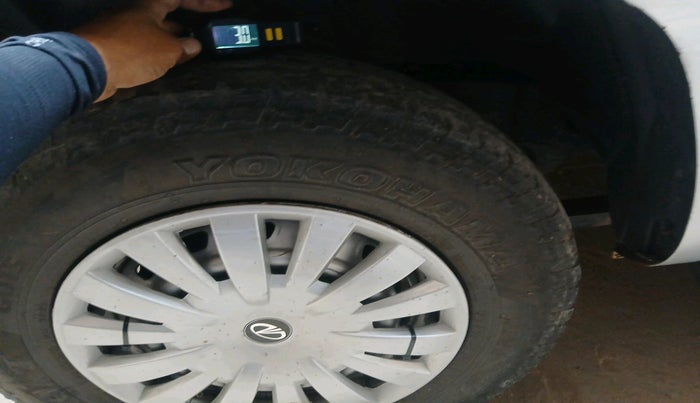 2019 Mahindra TUV300 T4 PLUS, Diesel, Manual, 1,17,372 km, tyre