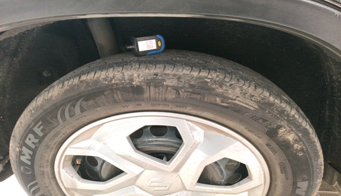 2016 Maruti Vitara Brezza VDI (O), Diesel, Manual, 1,87,818 km, tyre