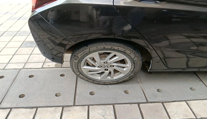 2017 Honda Jazz 1.2L I-VTEC V AT, Petrol, Automatic, 55,897 km, tyre