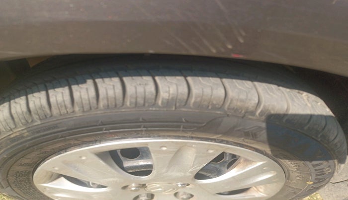 2012 Honda Brio S MT, Petrol, Manual, 87,457 km, tyre