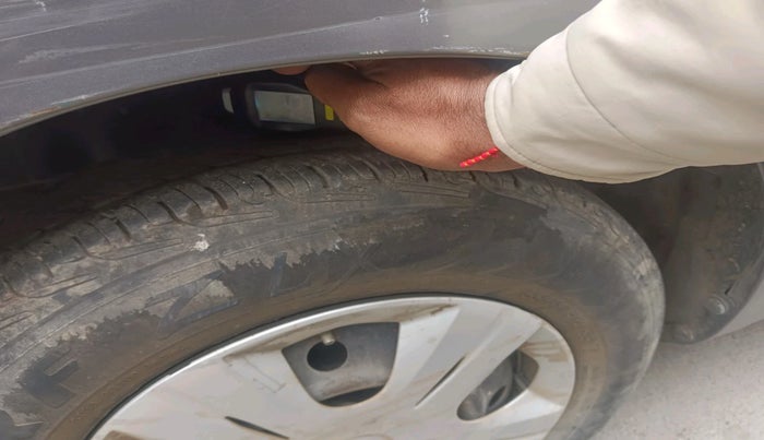 2013 Maruti Swift VXI, Petrol, Manual, 89,036 km, tyre