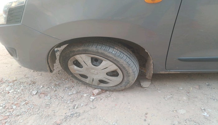 2018 Maruti Wagon R 1.0 VXI, Petrol, Manual, 55,678 km, tyre