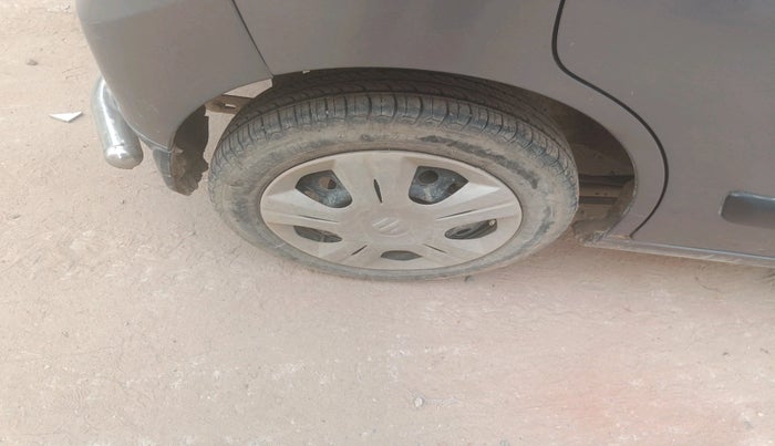 2018 Maruti Wagon R 1.0 VXI, Petrol, Manual, 55,678 km, tyre