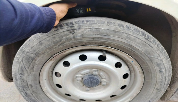 2012 Maruti Ritz LXI, Petrol, Manual, 68,001 km, tyre