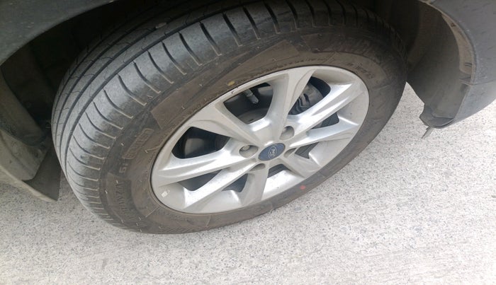 2019 Ford Ecosport TITANIUM 1.5L DIESEL, Diesel, Manual, 56,888 km, tyre