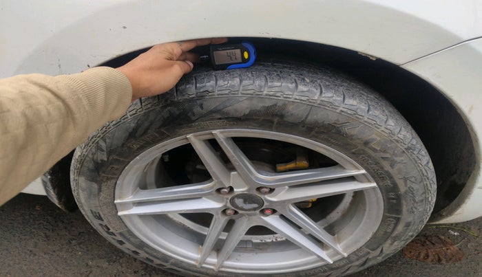 2018 Maruti Swift VXI, Petrol, Manual, 86,398 km, tyre