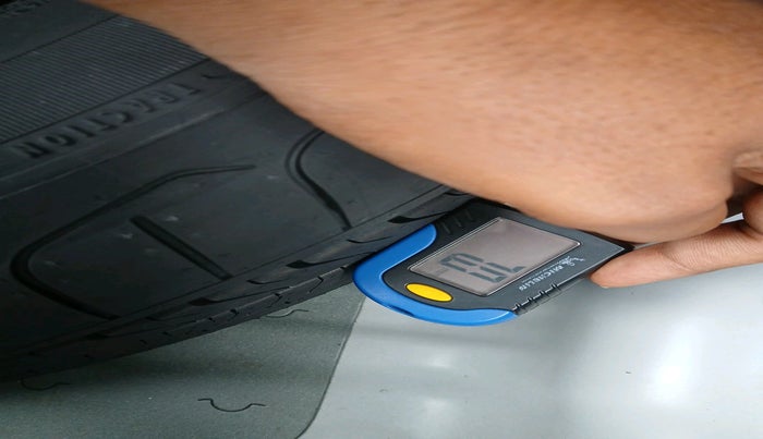 2025 Hyundai Creta Electric Excellence 51.4 kWh LR (HC), Electric, Automatic, 12,648 km, tyre