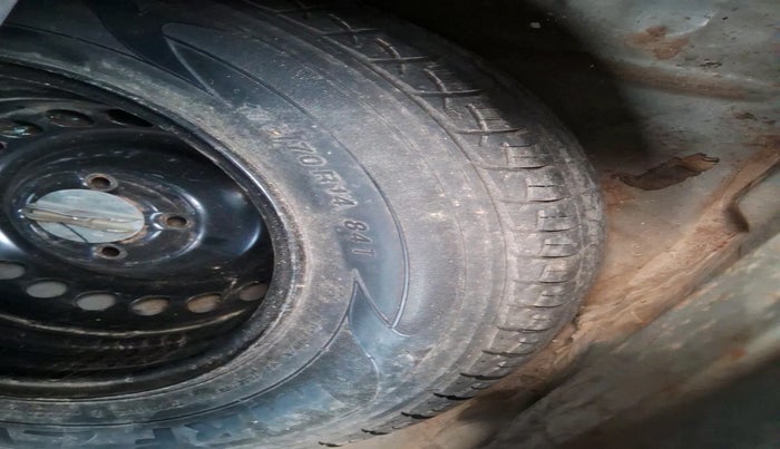 2018 Honda Amaze 1.2L I-VTEC V, Petrol, Manual, 1,17,226 km, tyre