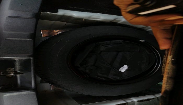 2024 Tata NEXON CREATIVE PLUS S 1.2 REVOTRON 7 DCA, Petrol, Automatic, 33,892 km, tyre