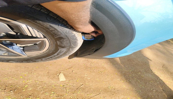 2024 Tata NEXON CREATIVE PLUS S 1.2 REVOTRON 7 DCA, Petrol, Automatic, 33,892 km, tyre