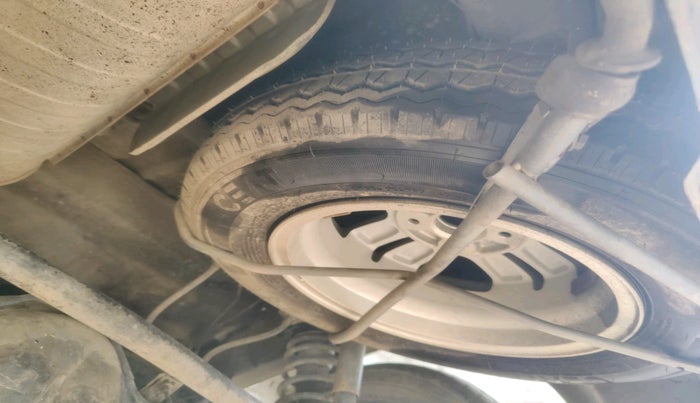 2020 Maruti Eeco 5 STR WITH A/C+HTR, Petrol, Manual, 27,681 km, tyre