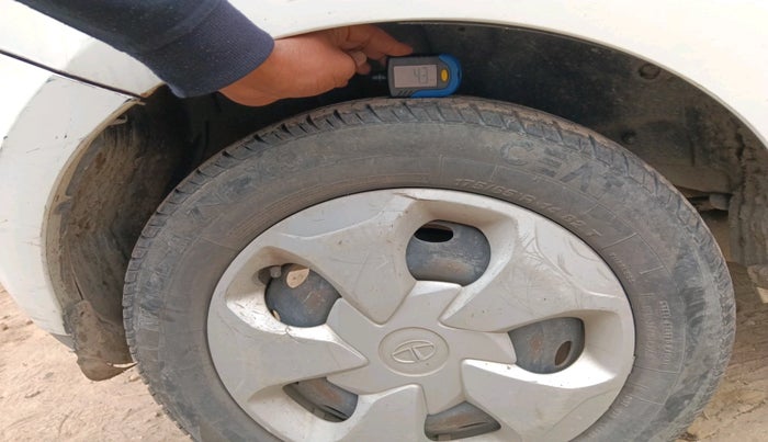 2015 Tata Bolt XMS QUADRAJET, Diesel, Manual, 1,27,793 km, tyre