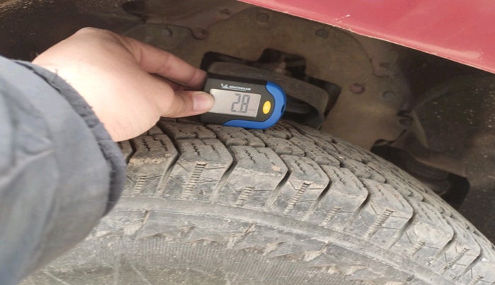 2017 Mahindra TUV300 T10, Diesel, Manual, 89,440 km, tyre