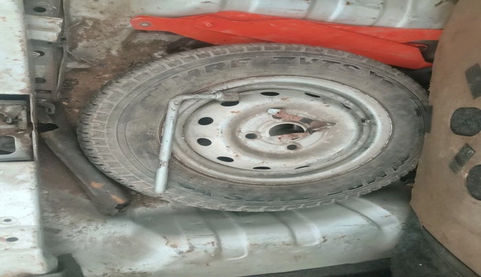 2012 Maruti Alto STD, Petrol, Manual, 37,706 km, tyre