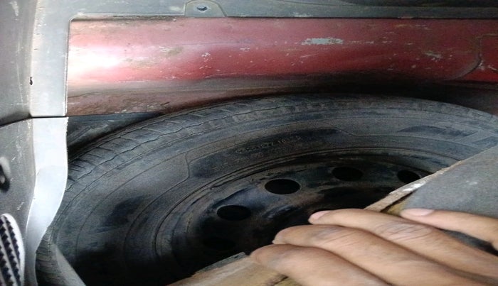 2013 Hyundai i10 MAGNA 1.2, Petrol, Manual, 22,861 km, tyre