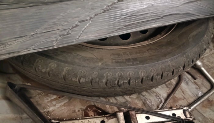 2013 Toyota Etios GD, Diesel, Manual, 2,60,987 km, tyre