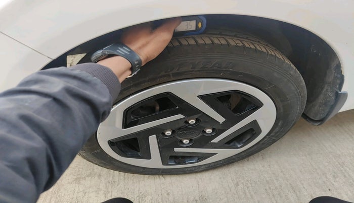 2024 Hyundai AURA S 1.2 CNG, Petrol, Manual, 9,394 km, tyre