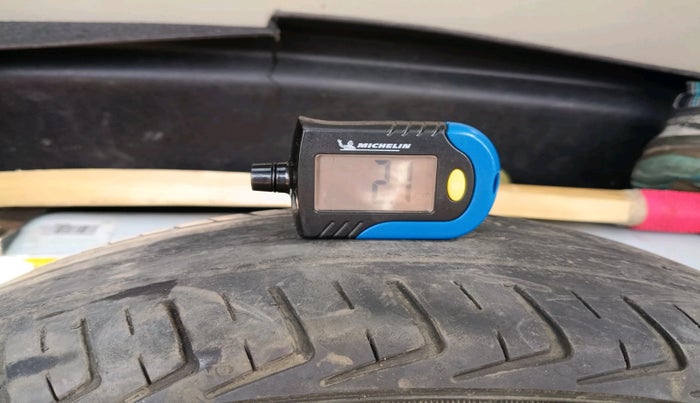 2020 Maruti New Wagon-R LXI CNG 1.0, Petrol, Manual, 1,59,924 km, tyre