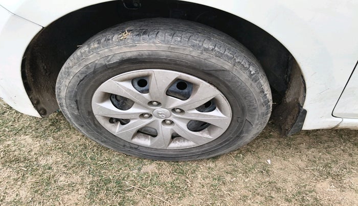 2020 Hyundai Elite i20 MAGNA PLUS 1.2, Petrol, Manual, 70,019 km, tyre