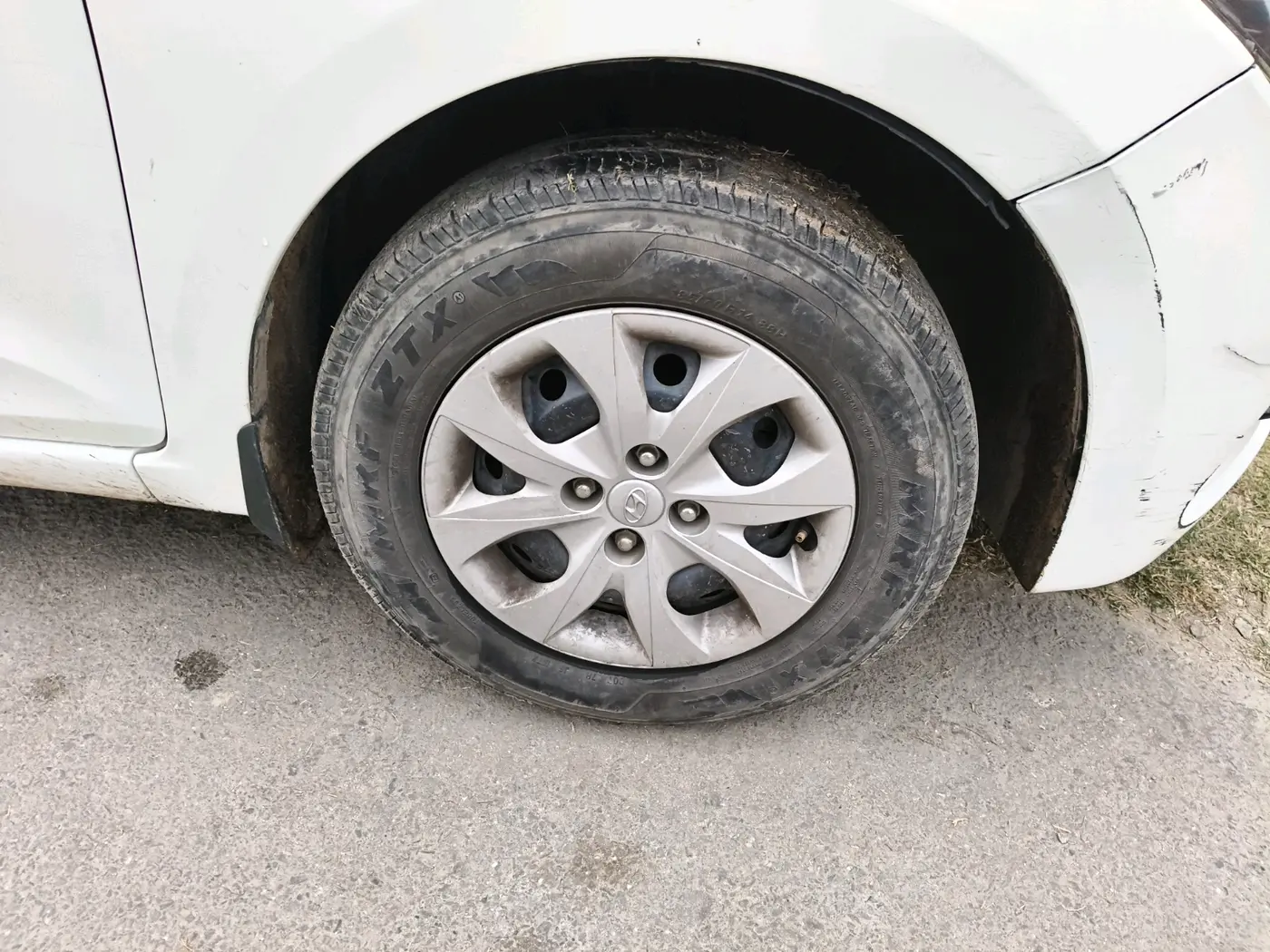 2020 Hyundai Elite i20 MAGNA PLUS 1.2, CNG, Manual, 70,019 km, tyre