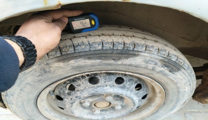 2018 Maruti Wagon R 1.0 LXI CNG, Petrol, Manual, 1,17,424 km, tyre