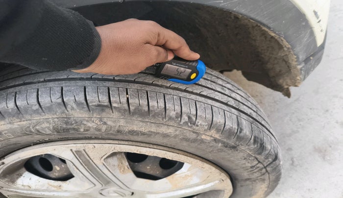 2022 Tata NEXON XM SUNROOF PETROL, Petrol, Manual, 53,744 km, tyre