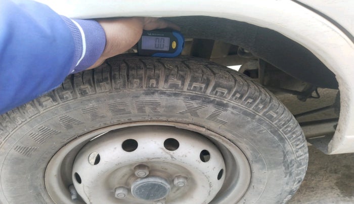 2011 Maruti Alto LXI CNG, Petrol, Manual, 86,322 km, tyre