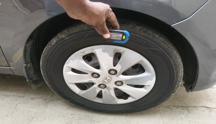 2011 Hyundai i10 MAGNA 1.2, Petrol, Manual, 81,671 km, tyre