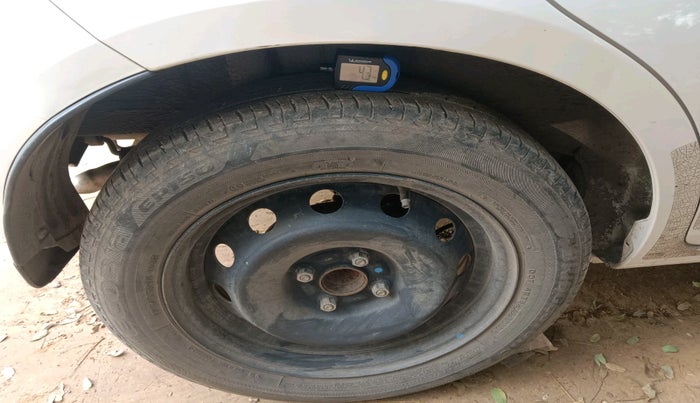 2017 Maruti IGNIS DELTA 1.2 AMT, Petrol, Automatic, 80,631 km, tyre