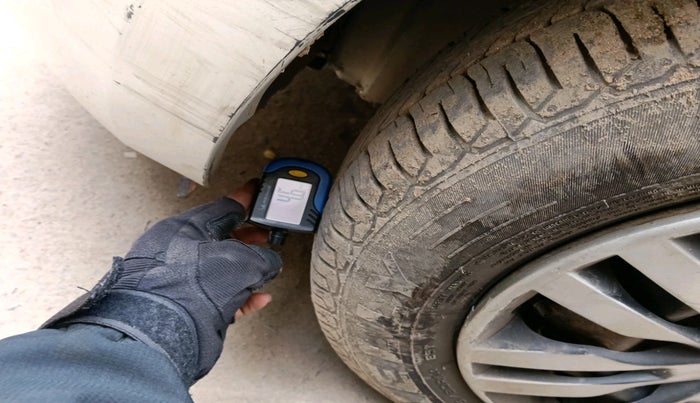 2018 Maruti Swift VXI, Petrol, Manual, 66,329 km, tyre