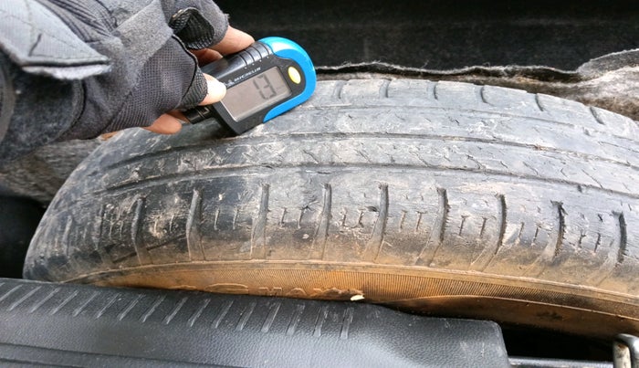 2018 Maruti Swift VXI, Petrol, Manual, 66,329 km, tyre