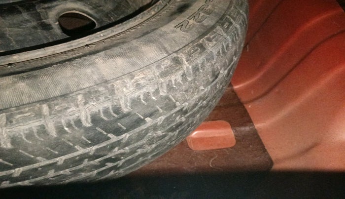 2011 Maruti Alto K10 VXI, Petrol, Manual, 73,432 km, tyre