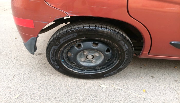 2011 Maruti Alto K10 VXI, Petrol, Manual, 73,432 km, tyre