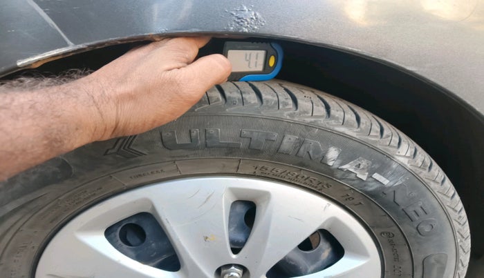 2013 Hyundai i10 MAGNA 1.2, Petrol, Manual, 87,538 km, tyre