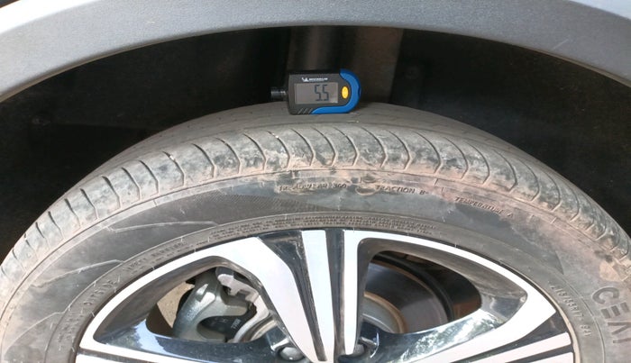 2024 MG ASTOR Savvy Pro 1.5 CVT (Ivory) , Petrol, Automatic, 10,835 km, tyre