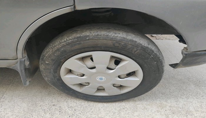 2017 Maruti Eeco 5 STR WITH A/C+HTR, Petrol, Manual, 29,539 km, tyre