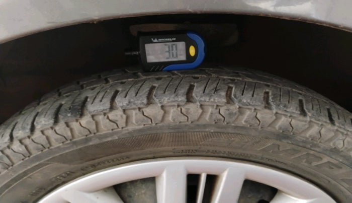 2012 Hyundai Santro Xing GLS LPG, Petrol, Manual, 1,16,279 km, tyre