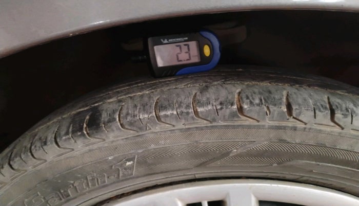 2012 Hyundai Santro Xing GLS LPG, Petrol, Manual, 1,16,279 km, tyre