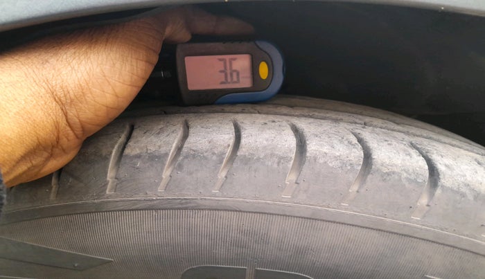 2010 Maruti Swift Dzire VDI, Diesel, Manual, 1,75,801 km, tyre